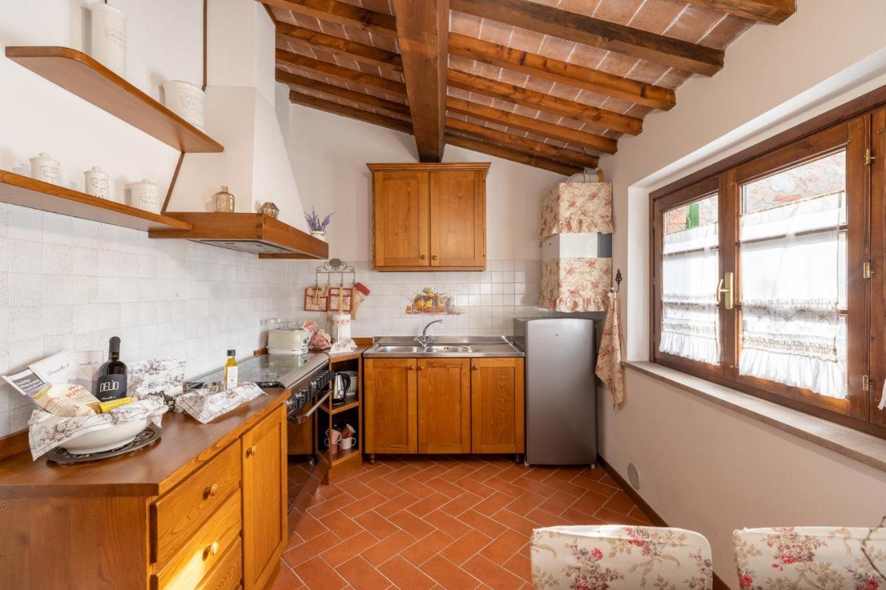 Lajatico Rentals - Casa Di Alice Nel Borgo Extérieur photo
