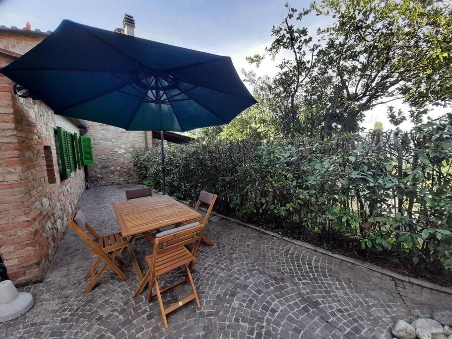 Lajatico Rentals - Casa Di Alice Nel Borgo Extérieur photo